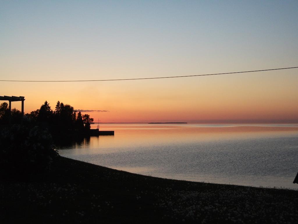 Motel Lac St-Jean Шамбор Екстериор снимка